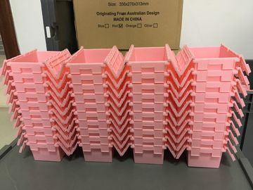Nid en plastique de petite taille Tote Boxes Attached Lids de pile de 120*80*60 millimètre